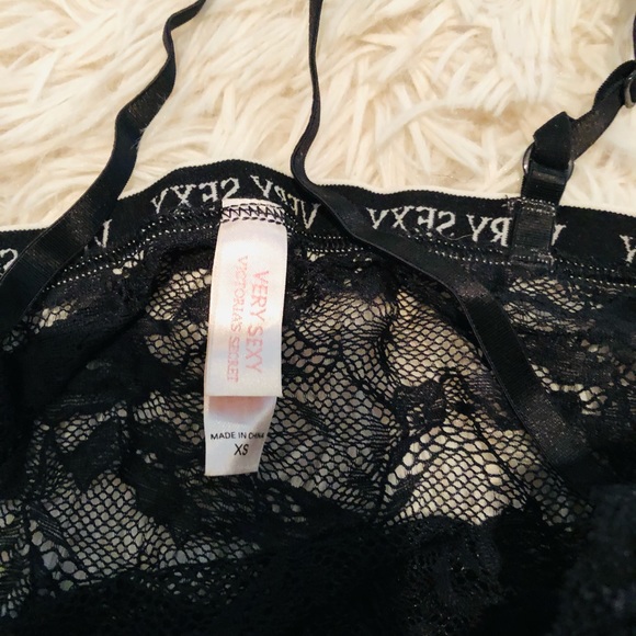 Victoria secret lingerie lace top - Picture 2 of 2